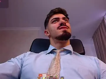 mitch28282 – webcam model profile photo Image 15