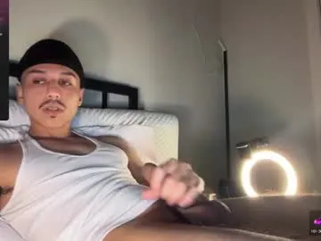 str8gaywannaplay – webcam model profile photo Image 10