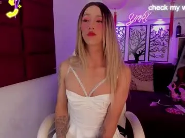 sweet_reverie – webcam model profile photo Image 2