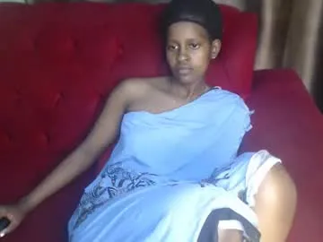 MiaTonyy – webcam model profile photo Image 11