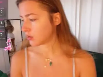 LaraKennt – webcam model profile photo Image 7