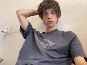 Haluley – webcam model profile photo Image 6