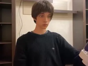 Haluley – webcam model profile photo Image 7