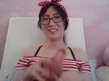 LorrySkye – webcam model profile photo Image 12