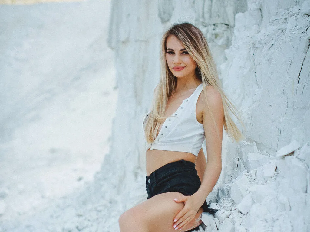 HannaMo – webcam model profile photo