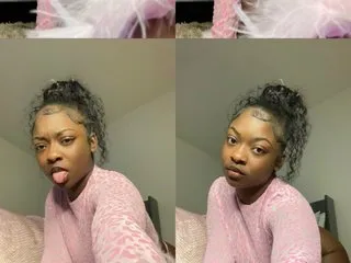 SashaVaughn – webcam model profile photo Image 2