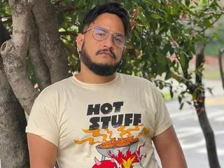 AAASuck – webcam model profile photo Image 5