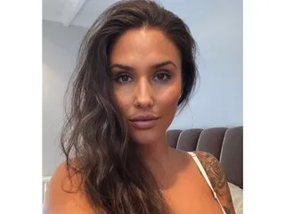 CaramelCleo – webcam model profile photo