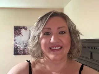 Loli_Belle – webcam model profile photo Image 2