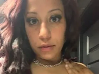 JuicyLynn – webcam model profile photo