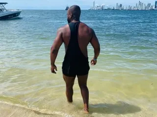 JustinHarry19 – webcam model profile photo