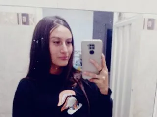 BigTitBlondeUK – webcam model profile photo Image 2