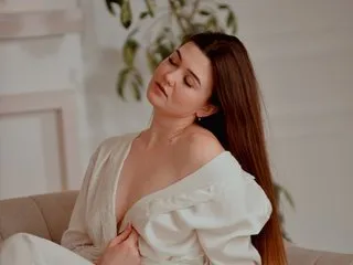 British_EmJess – webcam model profile photo Image 2