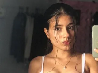 Mia_Isabella18 – webcam model profile photo