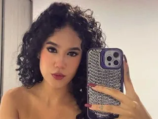 MilaCurlyx – webcam model profile photo