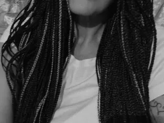 UKRaunchyRobyn – webcam model profile photo Image 2