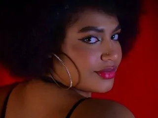 VIKITOMMY – webcam model profile photo Image 2