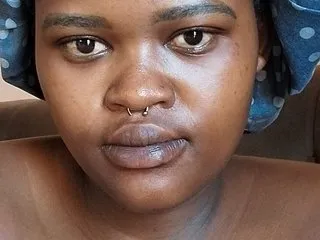 ThickPearlx23 – webcam model profile photo