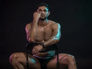 Tonyyprice18 – webcam model profile photo