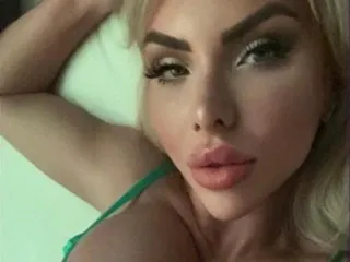 DannieSmith1 – webcam model profile photo Image 2