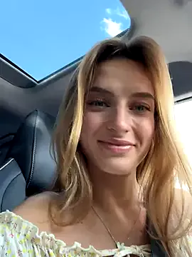 alana15 – webcam model profile photo Image 11