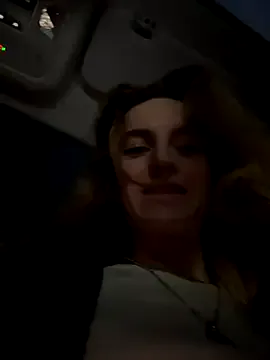 alana15 – webcam model profile photo Image 9