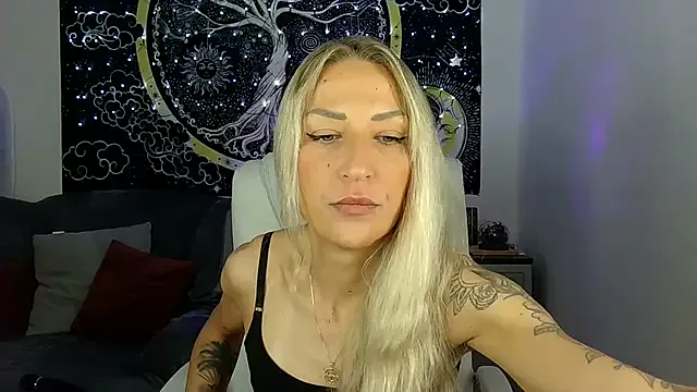 skinnyblondechick123 – webcam model profile photo Image 9