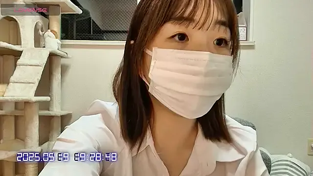 SashaVaughn – webcam model profile photo Image 10