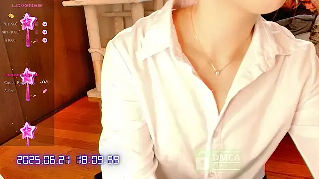 SashaVaughn – webcam model profile photo Image 16