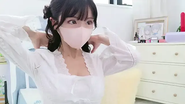 ChelseaBlondeUK – webcam model profile photo Image 17