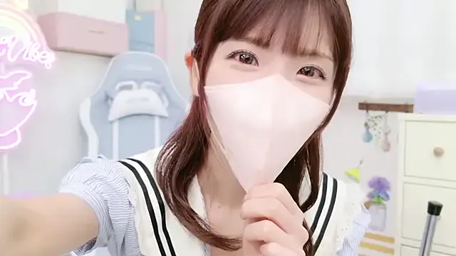 ChelseaBlondeUK – webcam model profile photo Image 2