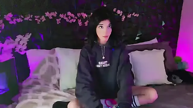 DeadButterfly – webcam model profile photo Image 17