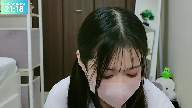 MistressLouUK – webcam model profile photo Image 18