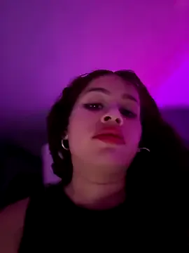 LeilaNightova – webcam model profile photo Image 14