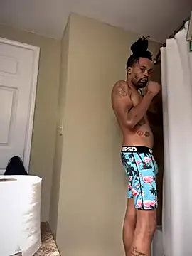 KateDivineUK – webcam model profile photo Image 13