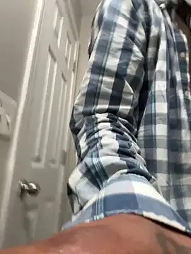 KateDivineUK – webcam model profile photo Image 4