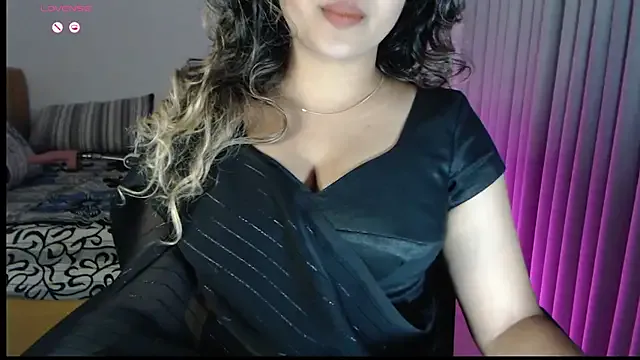 OooPussy – webcam model profile photo Image 10