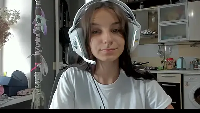 VioletchelseaBabesatation – webcam model profile photo Image 3