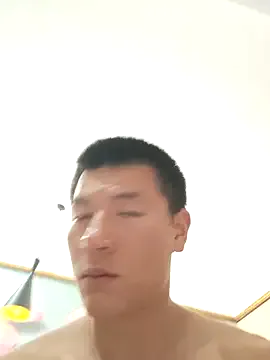 BigTitBlondeUK – webcam model profile photo Image 8