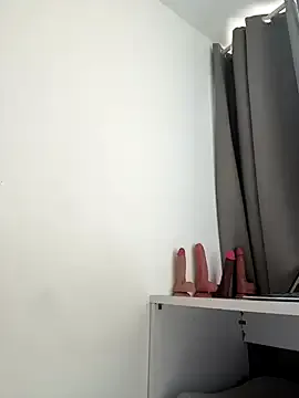 BlondeScarlettx – webcam model profile photo Image 19