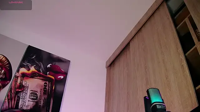 Milforja – webcam model profile photo Image 14