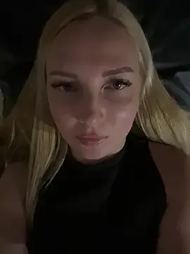 BlondeScarlettx – webcam model profile photo Image 18