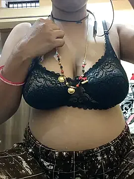 blondeambitionnn – webcam model profile photo Image 18