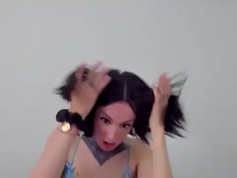KateDivineUK – webcam model profile photo Image 19
