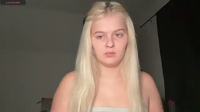 franksalise – webcam model profile photo Image 11