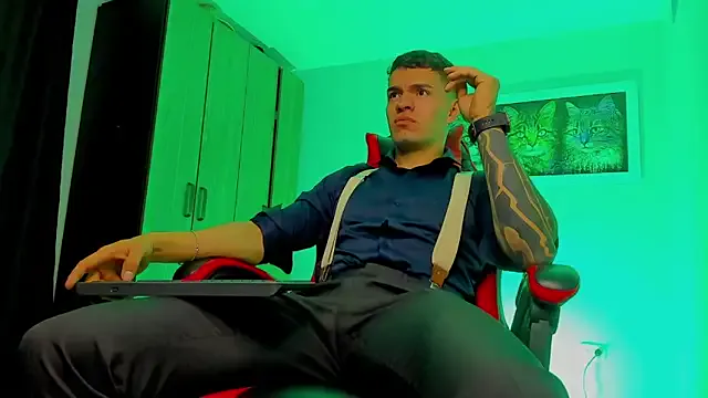 blondeangel_4u2 – webcam model profile photo Image 8