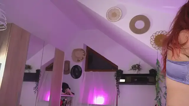 hothoneybabe – webcam model profile photo Image 10