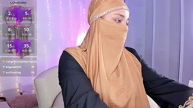 EditaMilf – webcam model profile photo Image 2