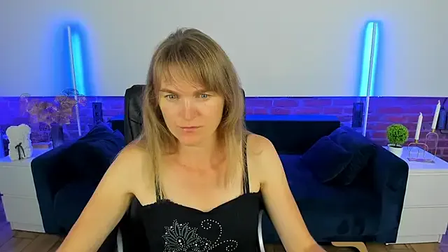 MarilynRainbow – webcam model profile photo Image 8