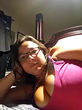 BabeBeth40 – webcam model profile photo Image 17